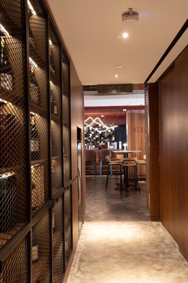 The Luma Hotel, A Member Of Design Hotels コタキナバル エクステリア 写真